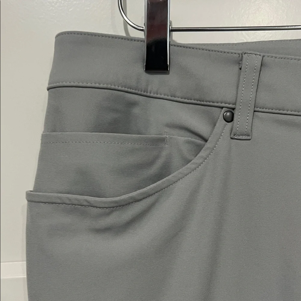 Lululemon ABC Slim Trousers Sz 32